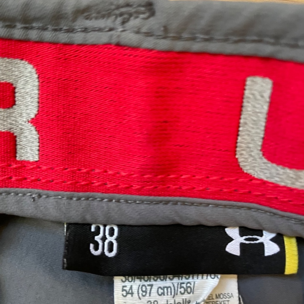 A bundle of 3 Men’s Under Armour, UA Drive Tapered shorts in great condition! - Picture 10 of 16